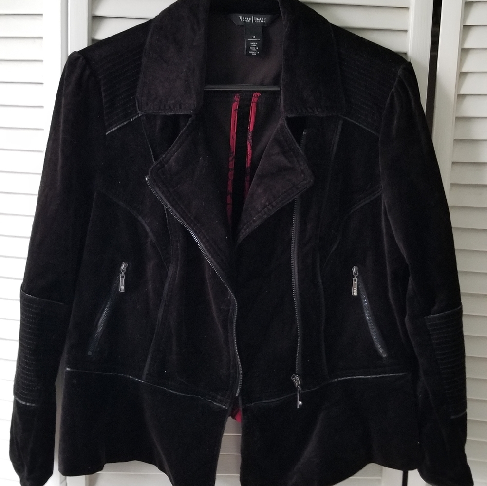 Barely worn velvet jacket White House Black Market size 12
